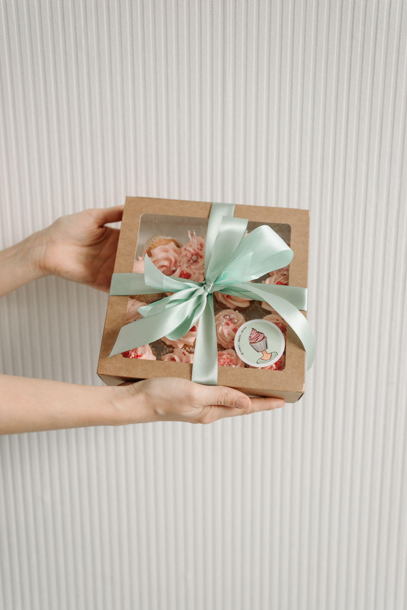 Cupcakes in a bakery box